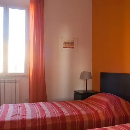 Welcome Friends Rome Room photo